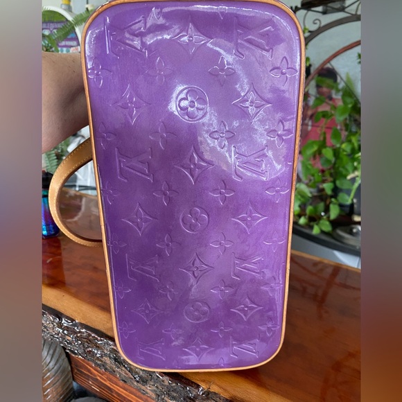 Louis Vuitton Purple Vernis Leather Monogram Tote - Picture 5 of 14